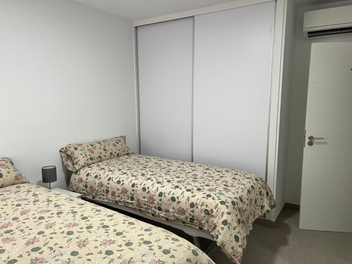 Alicante Residenca Plus Ultra Екстериор снимка